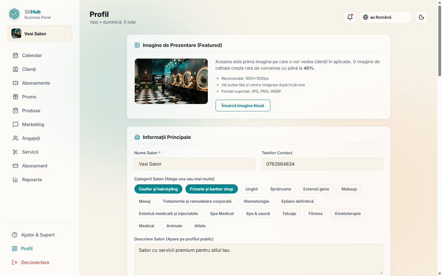 The salon's public profile, showcase image, main information, and categories in the StilHub panel